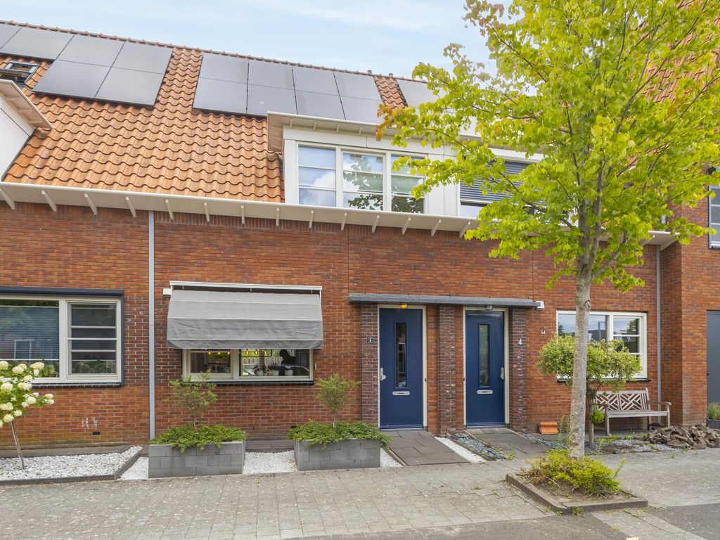 Frederikstraat 6, HARDINXVELD-GIESSENDAM