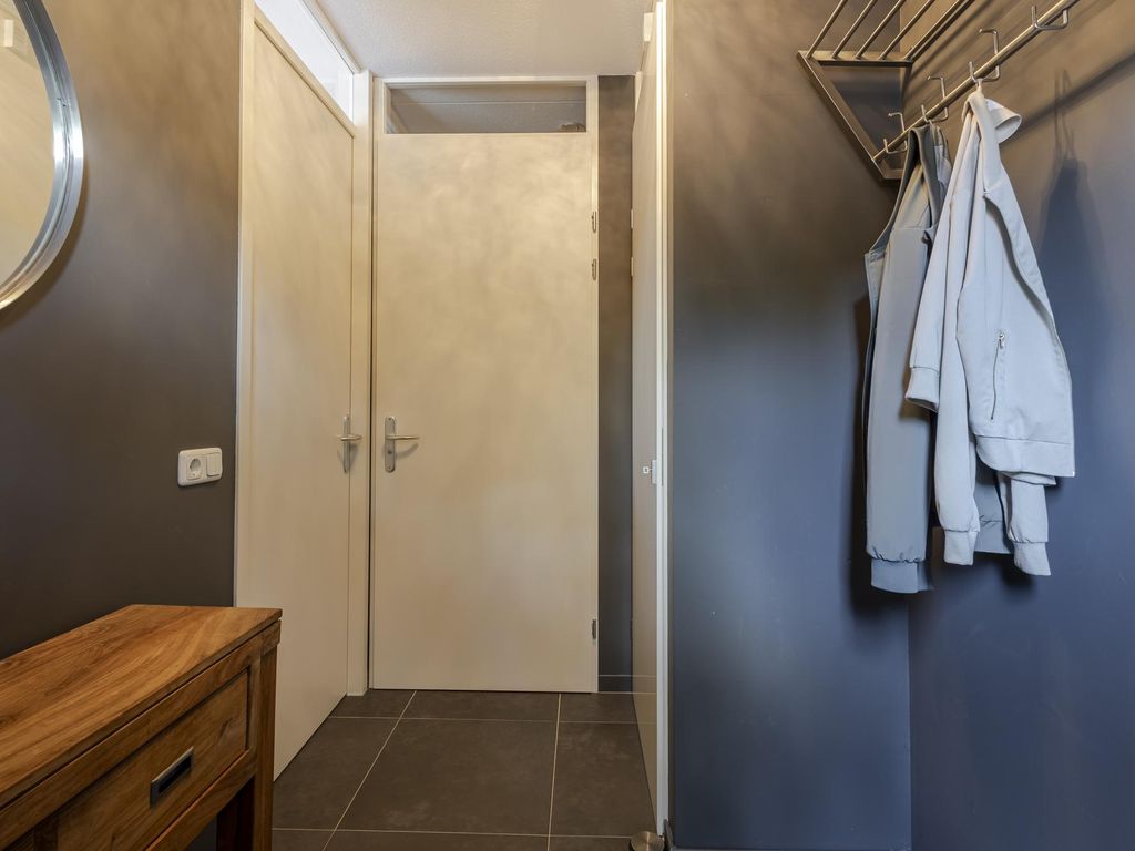 Frederikstraat 6, HARDINXVELD-GIESSENDAM