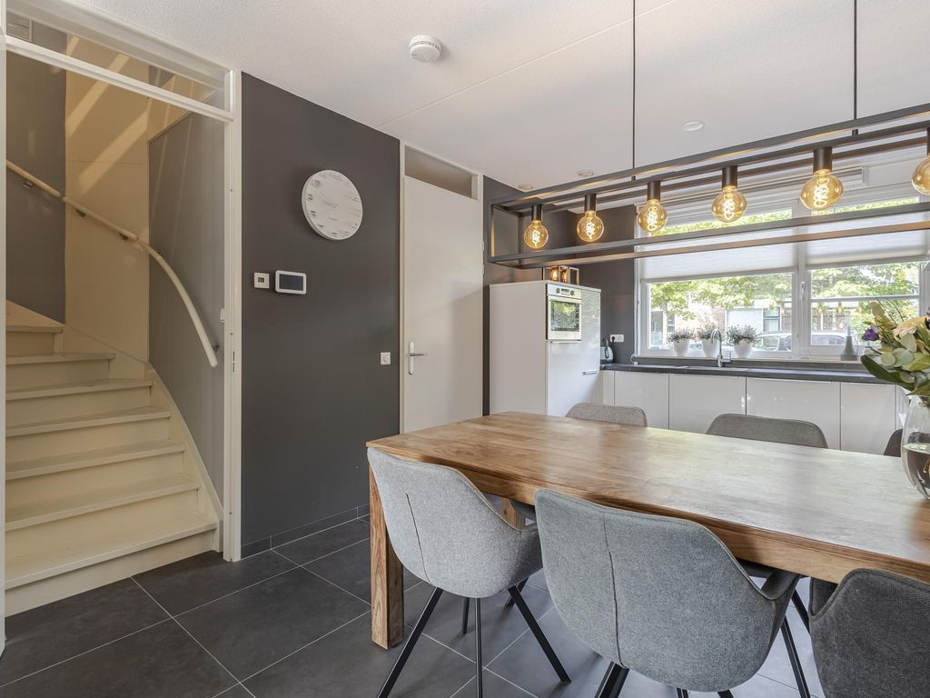 Frederikstraat 6, HARDINXVELD-GIESSENDAM