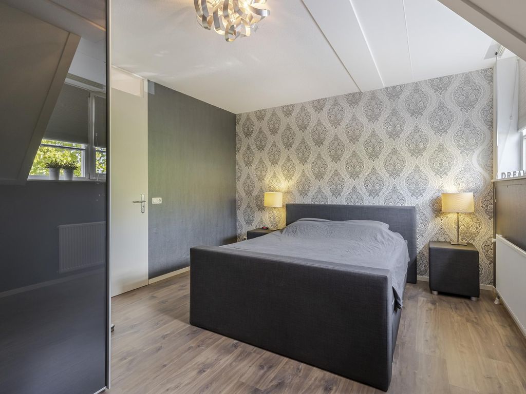 Frederikstraat 6, HARDINXVELD-GIESSENDAM