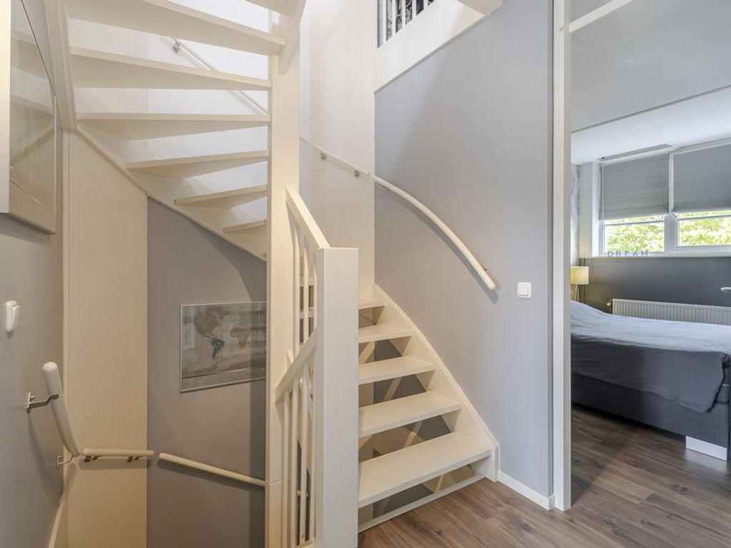 Frederikstraat 6, HARDINXVELD-GIESSENDAM