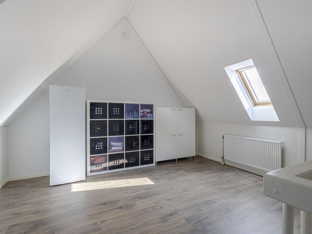 Frederikstraat 6, HARDINXVELD-GIESSENDAM