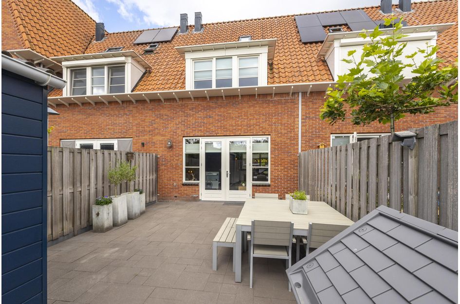 Frederikstraat 6