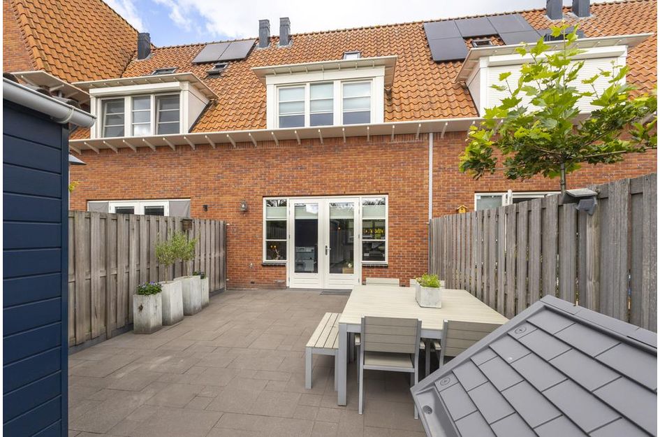 Frederikstraat 6