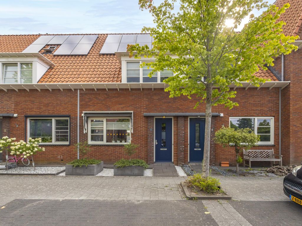 Frederikstraat 6, HARDINXVELD-GIESSENDAM