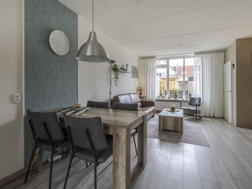 Breedewaij 24, Hardinxveld-Giessendam