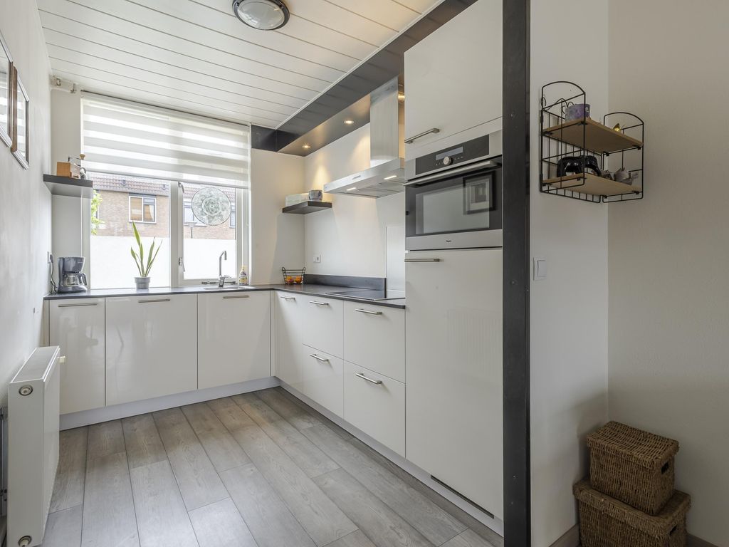 Breedewaij 24, Hardinxveld-Giessendam