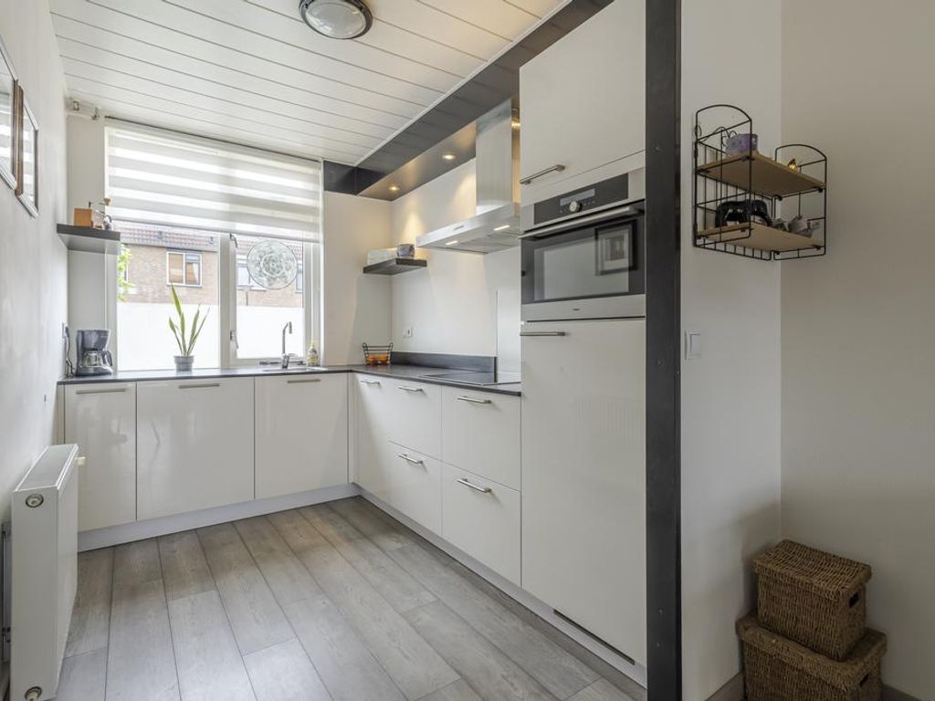 Breedewaij 24, HARDINXVELD-GIESSENDAM