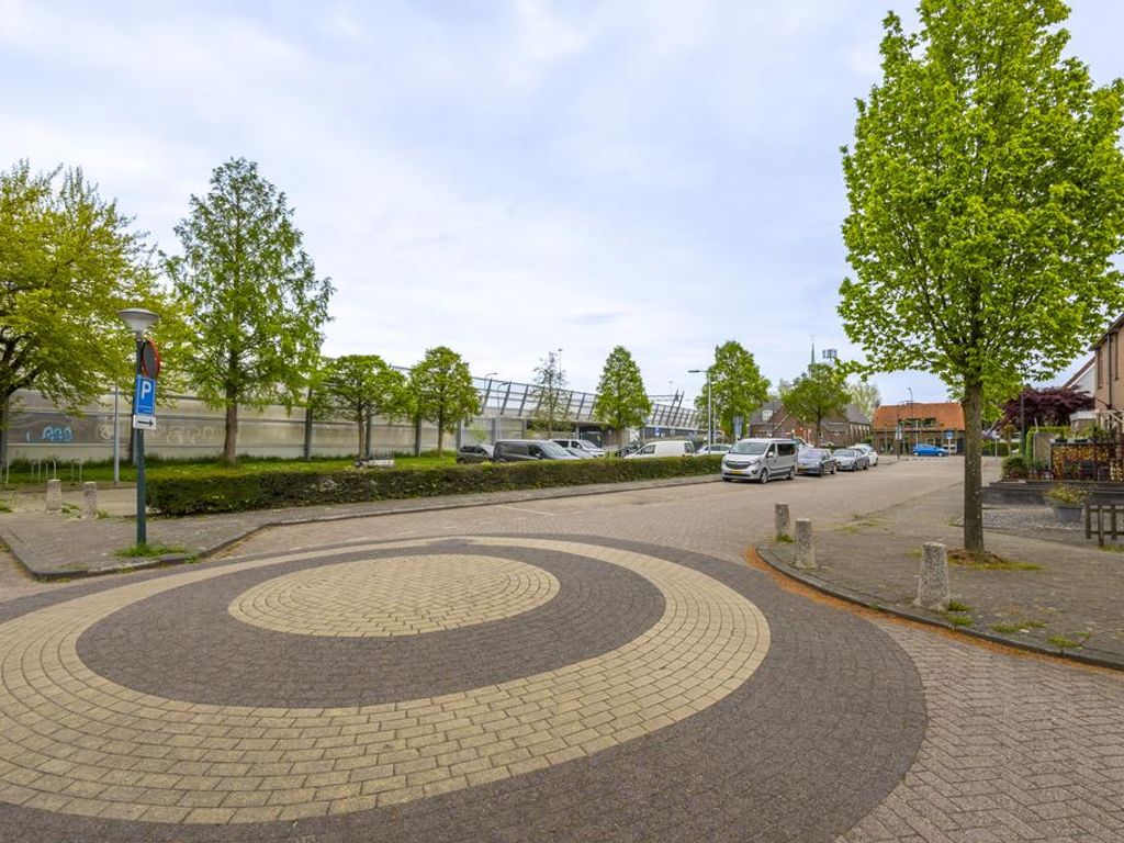 Breedewaij 24, HARDINXVELD-GIESSENDAM