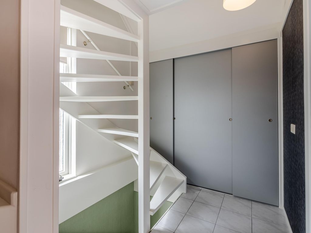 Burg Viezeestraat 7, Bleskensgraaf ca