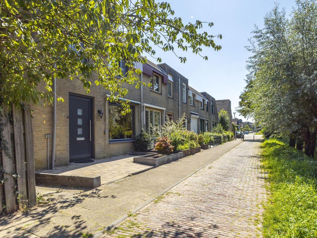 Locksweer 1, SLIEDRECHT