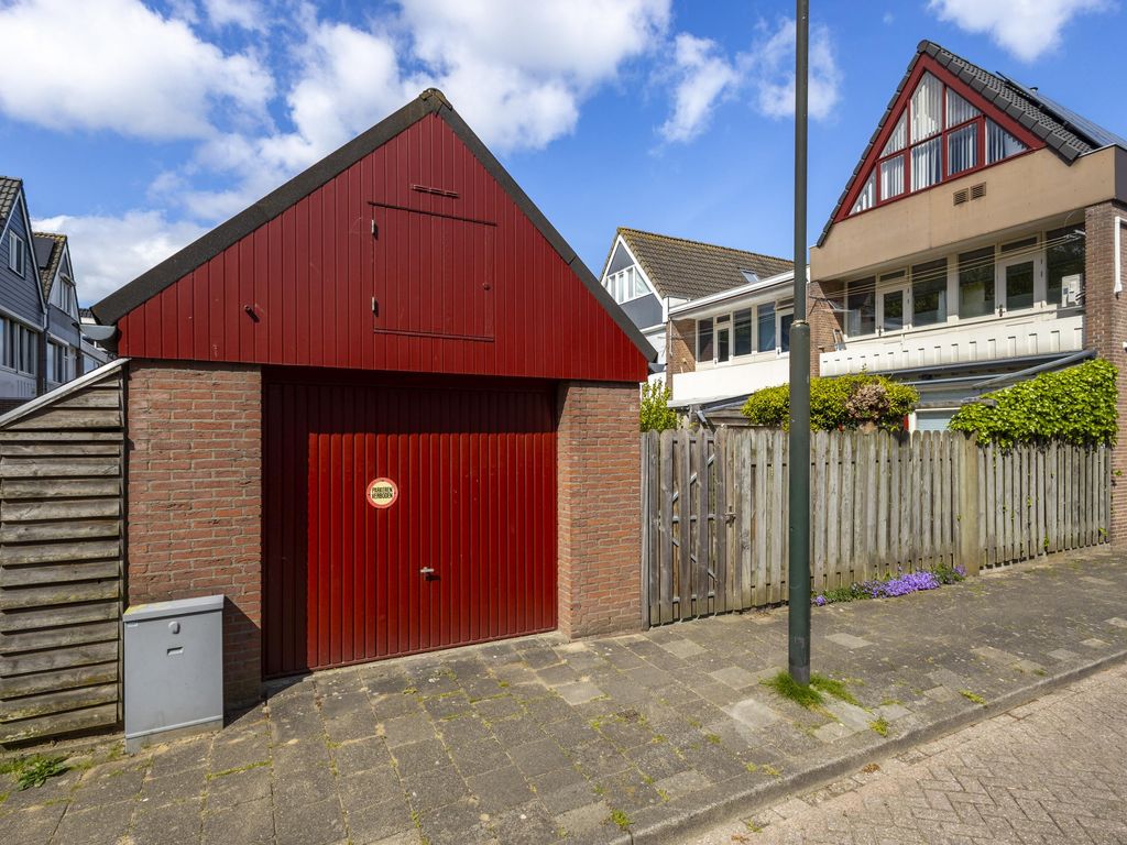Maasstraat 5, HARDINXVELD-GIESSENDAM