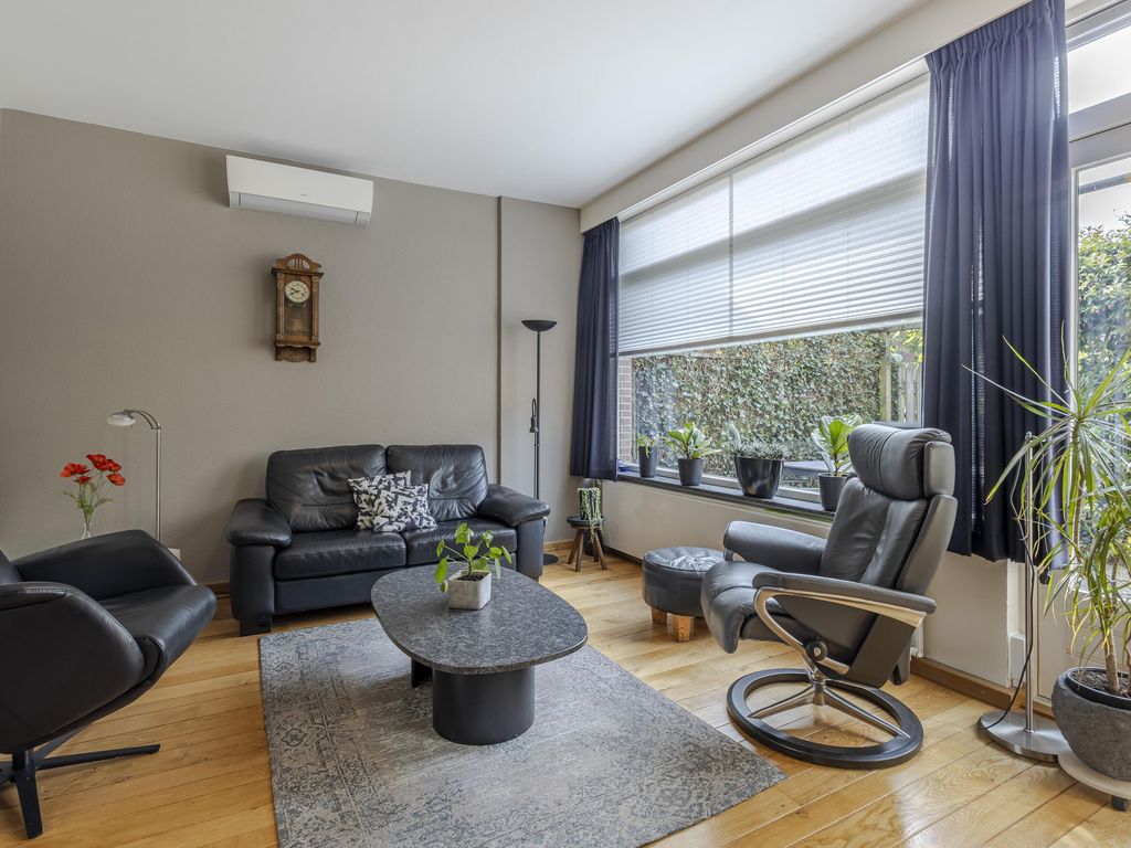 Maasstraat 5, HARDINXVELD-GIESSENDAM