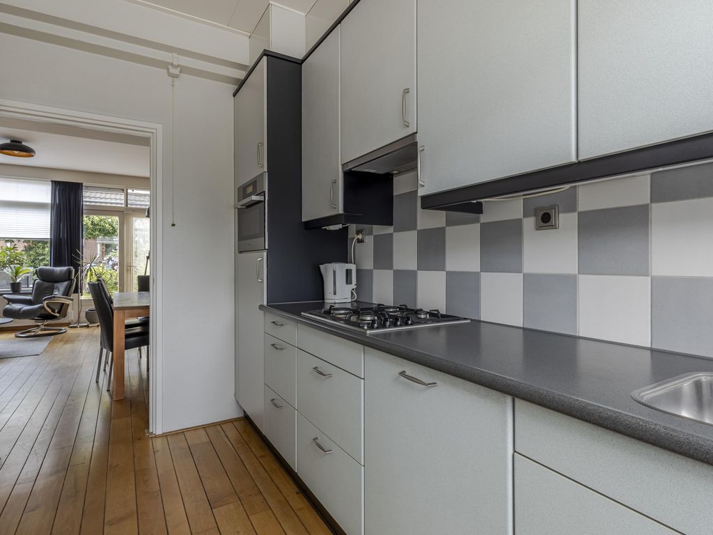 Maasstraat 5, HARDINXVELD-GIESSENDAM