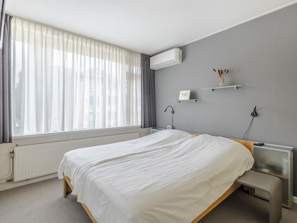 Maasstraat 5, HARDINXVELD-GIESSENDAM