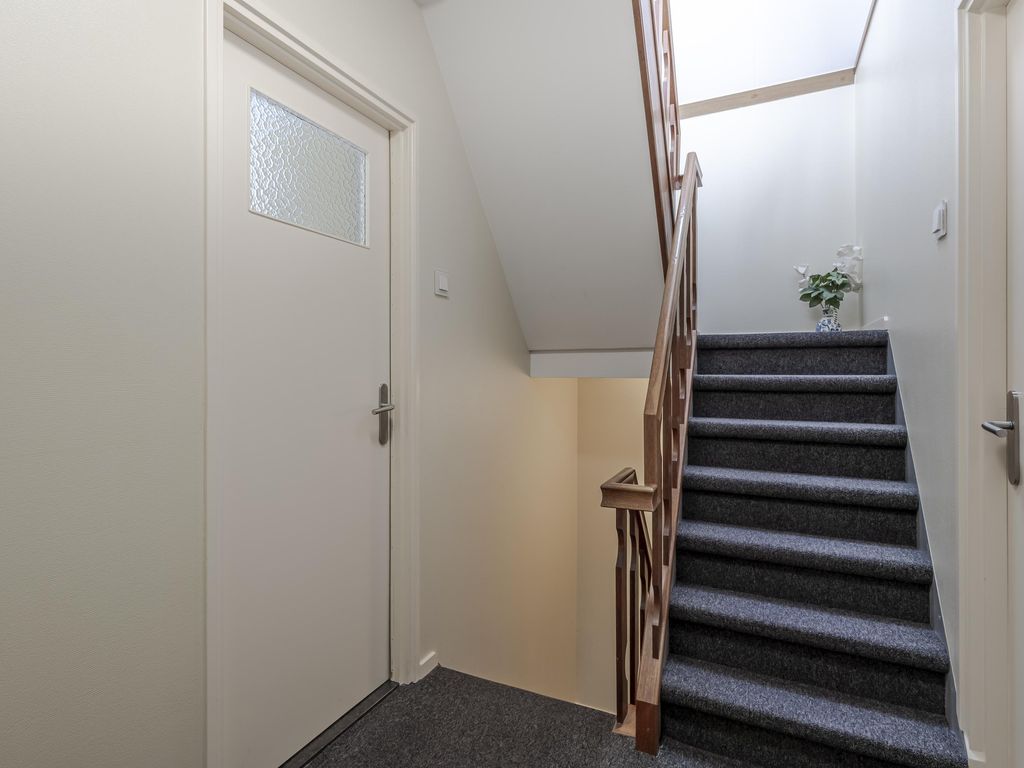 Maasstraat 5, HARDINXVELD-GIESSENDAM