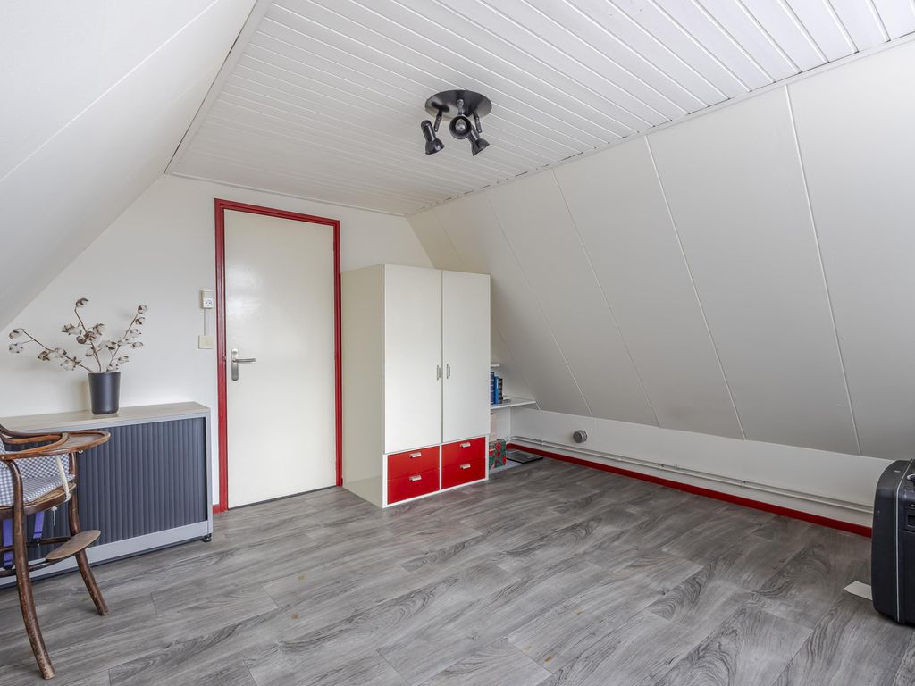 Maasstraat 5, HARDINXVELD-GIESSENDAM