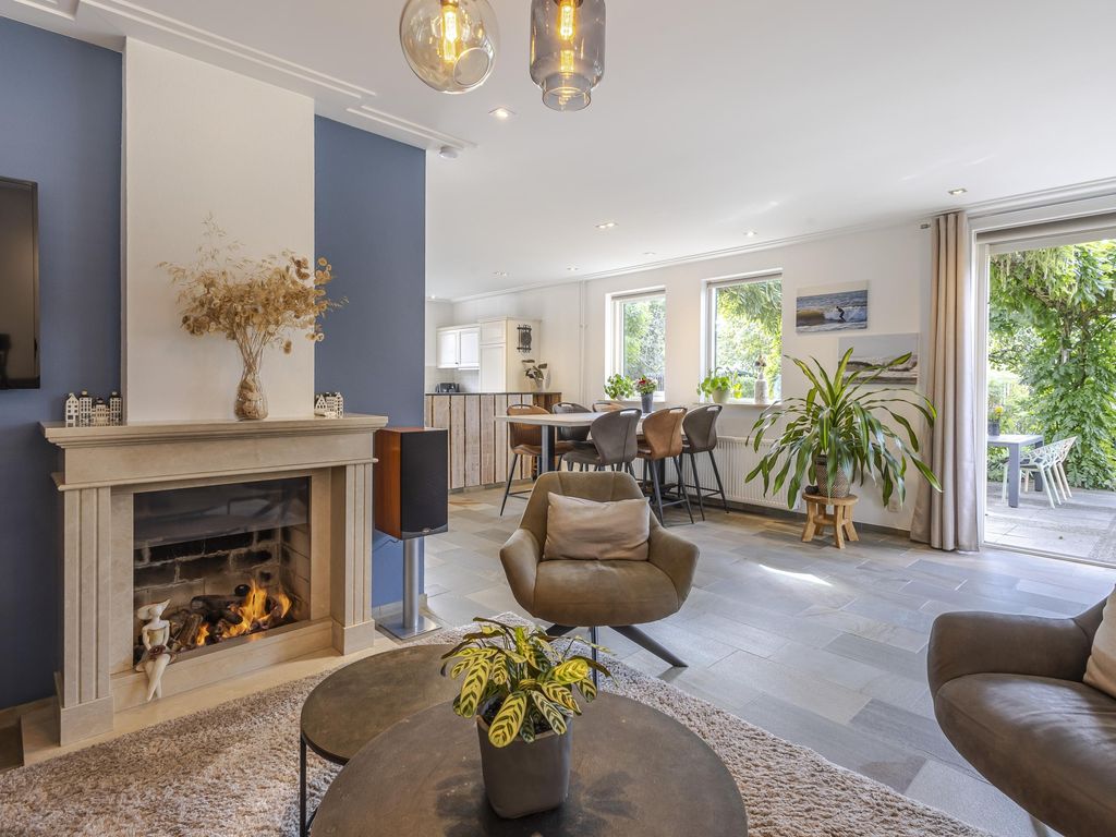 Akkerstraat 18, HARDINXVELD-GIESSENDAM