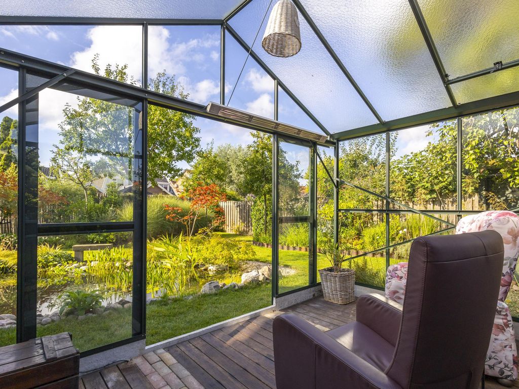 Akkerstraat 18, HARDINXVELD-GIESSENDAM