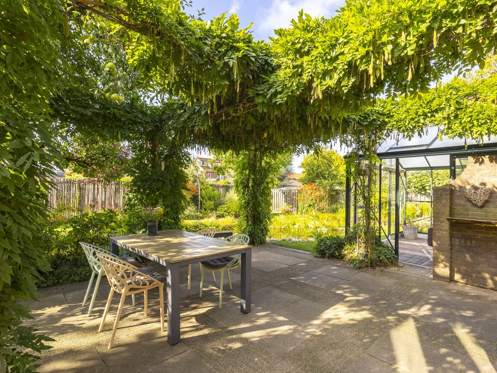 Akkerstraat 18, HARDINXVELD-GIESSENDAM