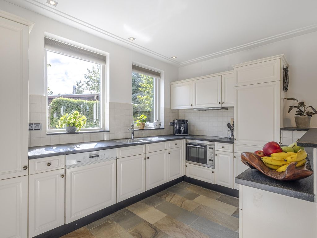 Akkerstraat 18, HARDINXVELD-GIESSENDAM