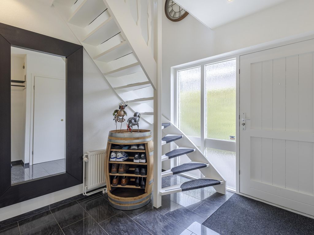 Akkerstraat 18, HARDINXVELD-GIESSENDAM