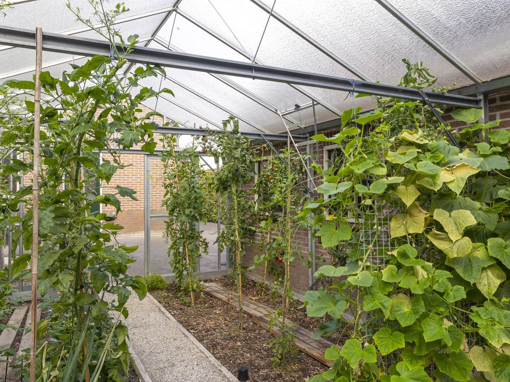 Akkerstraat 18, HARDINXVELD-GIESSENDAM