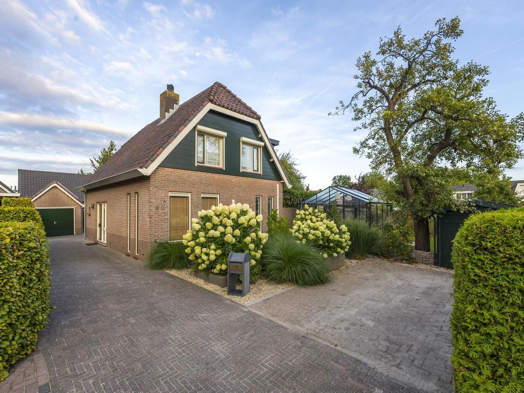 Akkerstraat 18, Hardinxveld-Giessendam