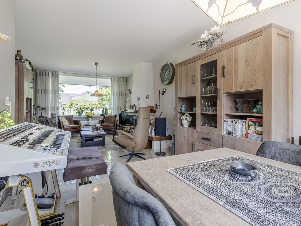 Lange Griendsweer 9, HARDINXVELD-GIESSENDAM