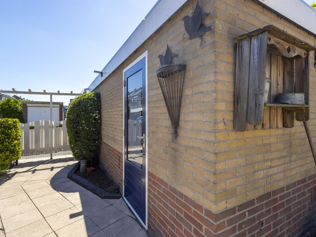 Lange Griendsweer 9, HARDINXVELD-GIESSENDAM