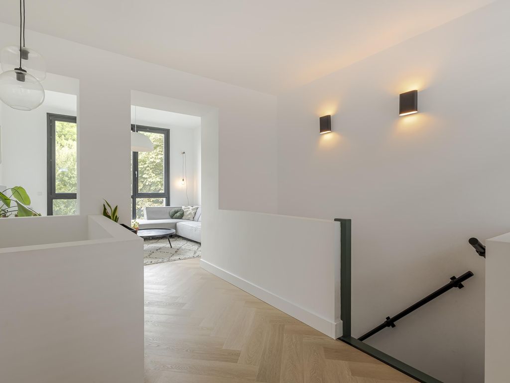 Buitendams 30, HARDINXVELD-GIESSENDAM