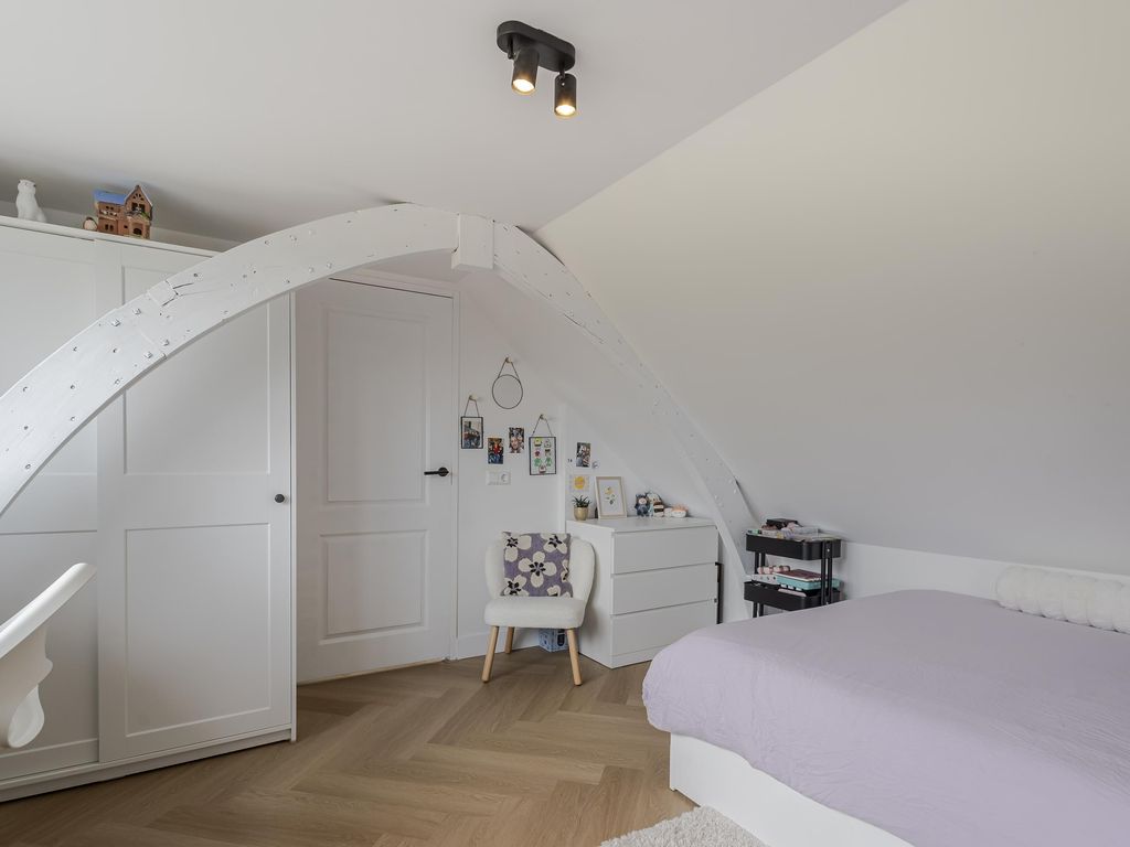 Buitendams 30, HARDINXVELD-GIESSENDAM