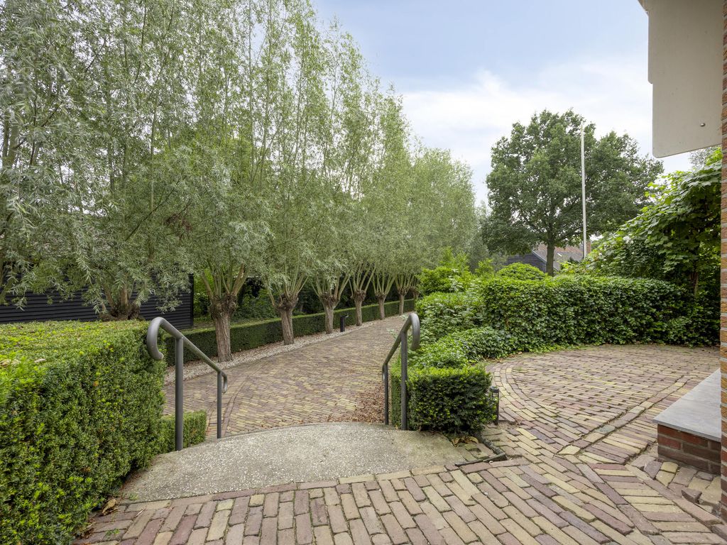 Binnendamseweg 64A, GIESSENBURG