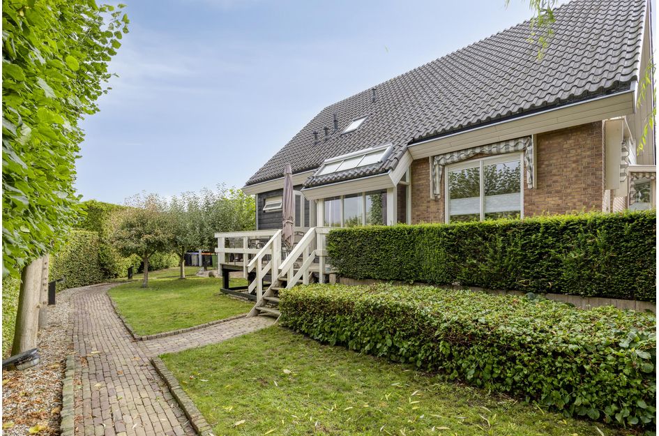 Binnendamseweg 64A