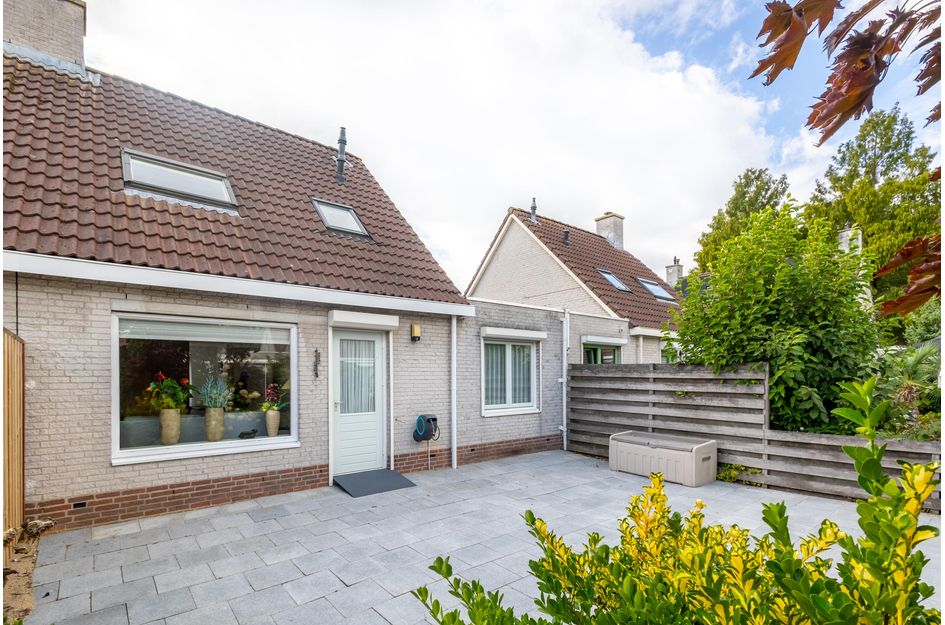 Veerstoep 18