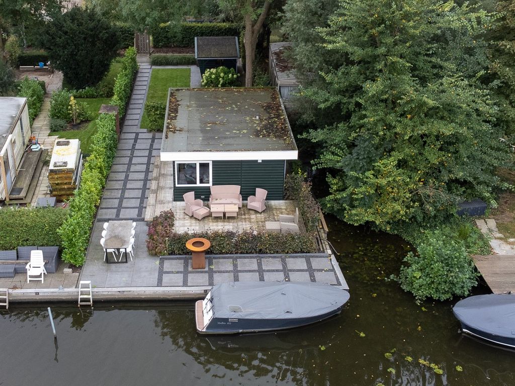 Achterdijk oost 38, HARDINXVELD-GIESSENDAM