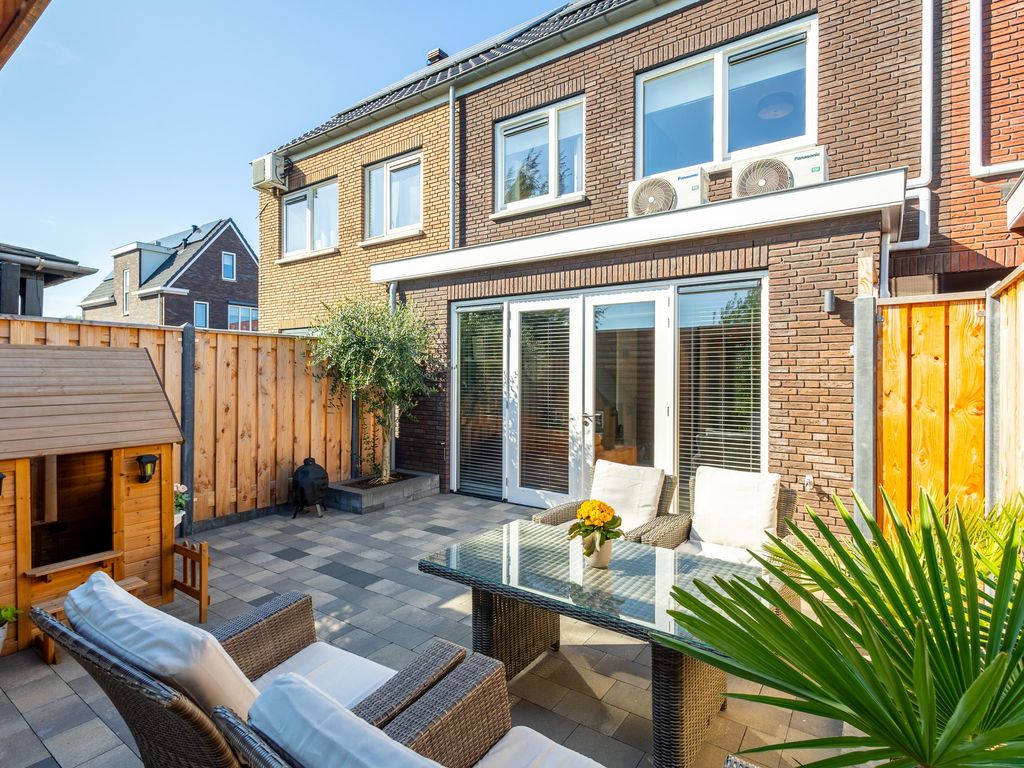 Steek 3, HARDINXVELD-GIESSENDAM