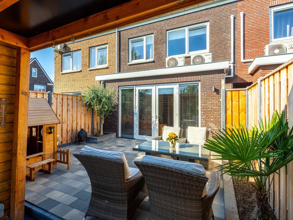 Steek 3, HARDINXVELD-GIESSENDAM