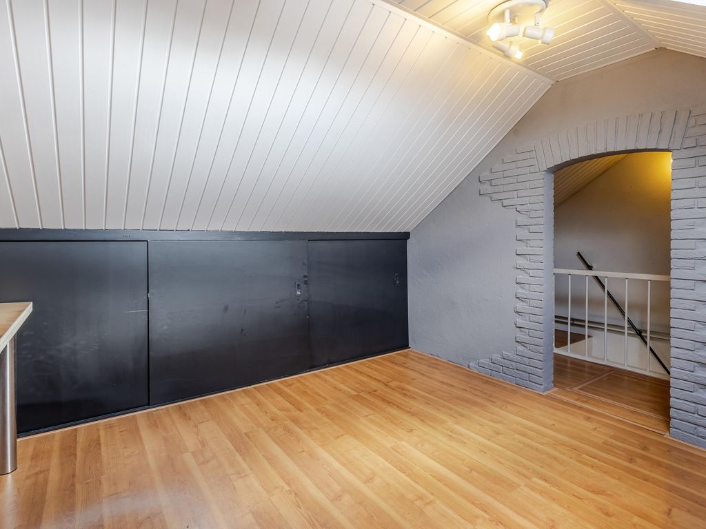 Troelstrastraat 60, HARDINXVELD-GIESSENDAM
