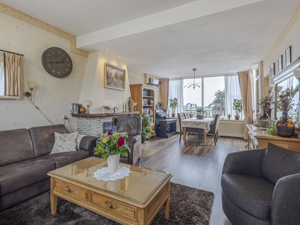 Nieuwe Veer 41, STREEFKERK