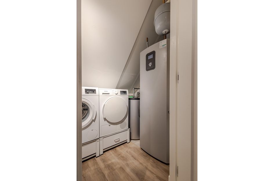 Parallelweg 97