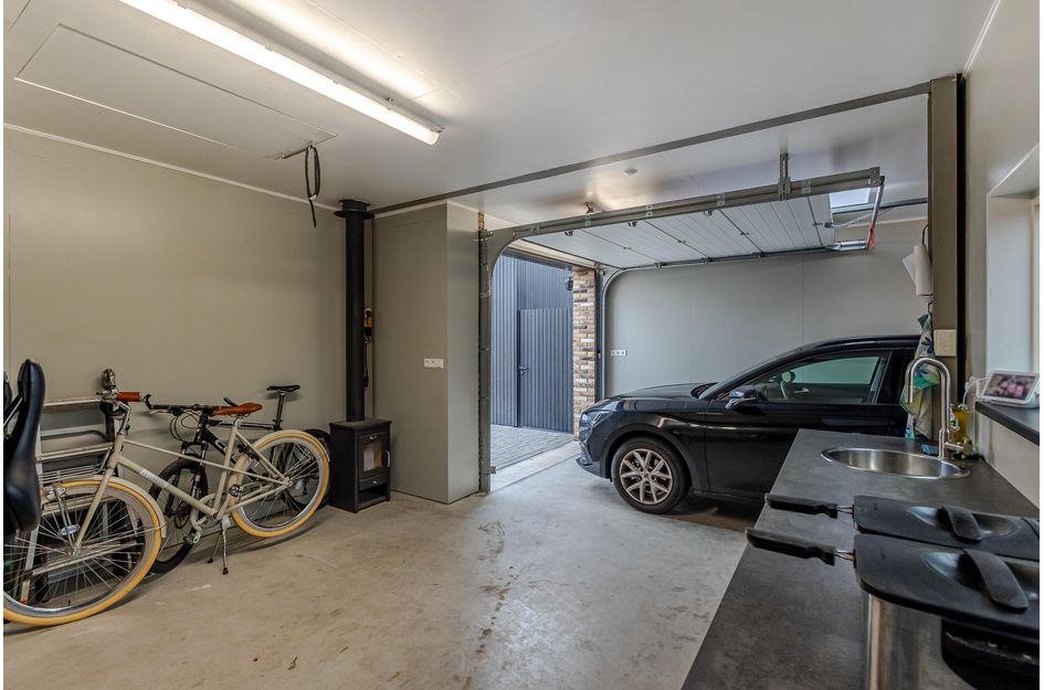 Parallelweg 97