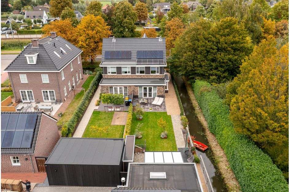 Parallelweg 97