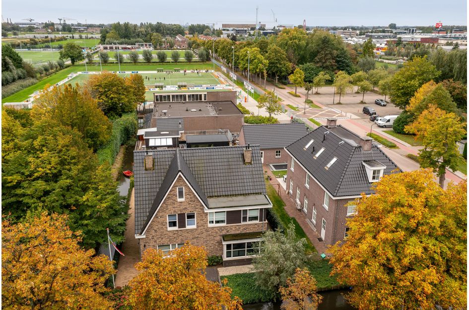 Parallelweg 97