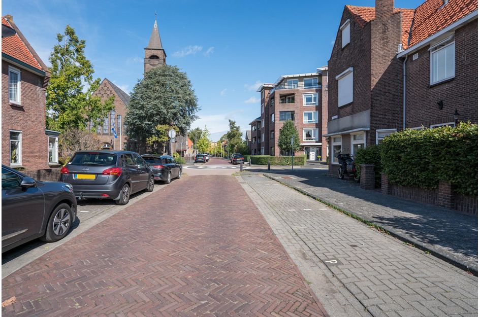 Oranjestraat 16