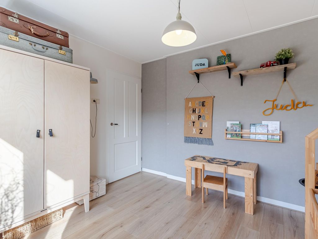 Koolmeesstraat 6, BLESKENSGRAAF CA
