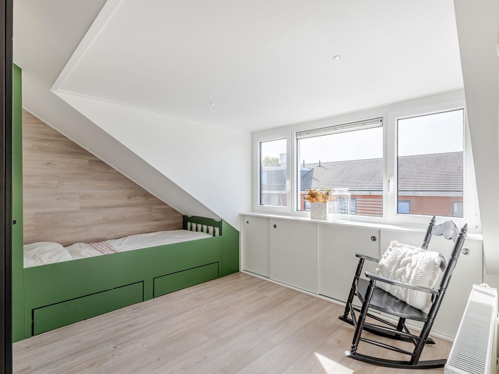 Koolmeesstraat 6, BLESKENSGRAAF CA