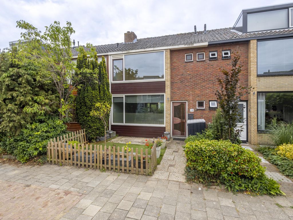 Reviusstraat 10, Papendrecht