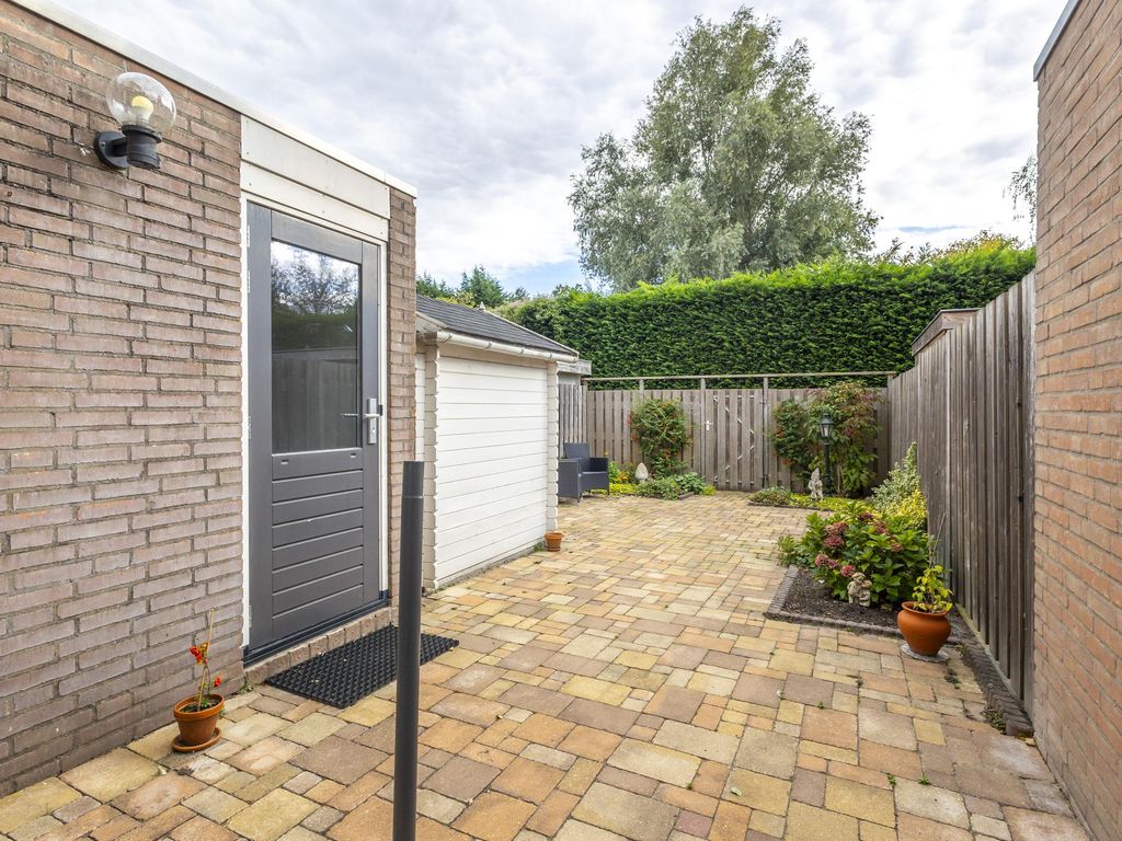Wolfseind 34, HARDINXVELD-GIESSENDAM