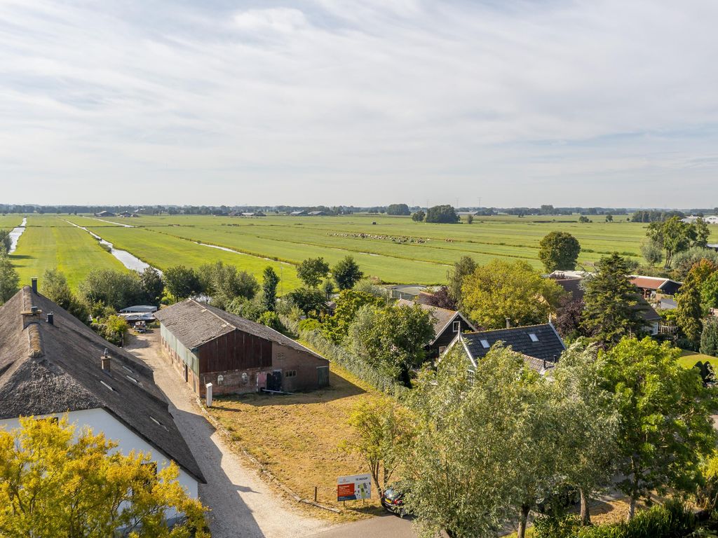 Graafdijk-oost 17 , Molenaarsgraaf